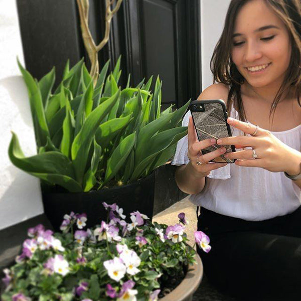 Skeleton Leaves Aromatic Phone Case