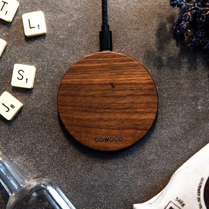 15W Fast Wireless Charger (Walnut Wood)