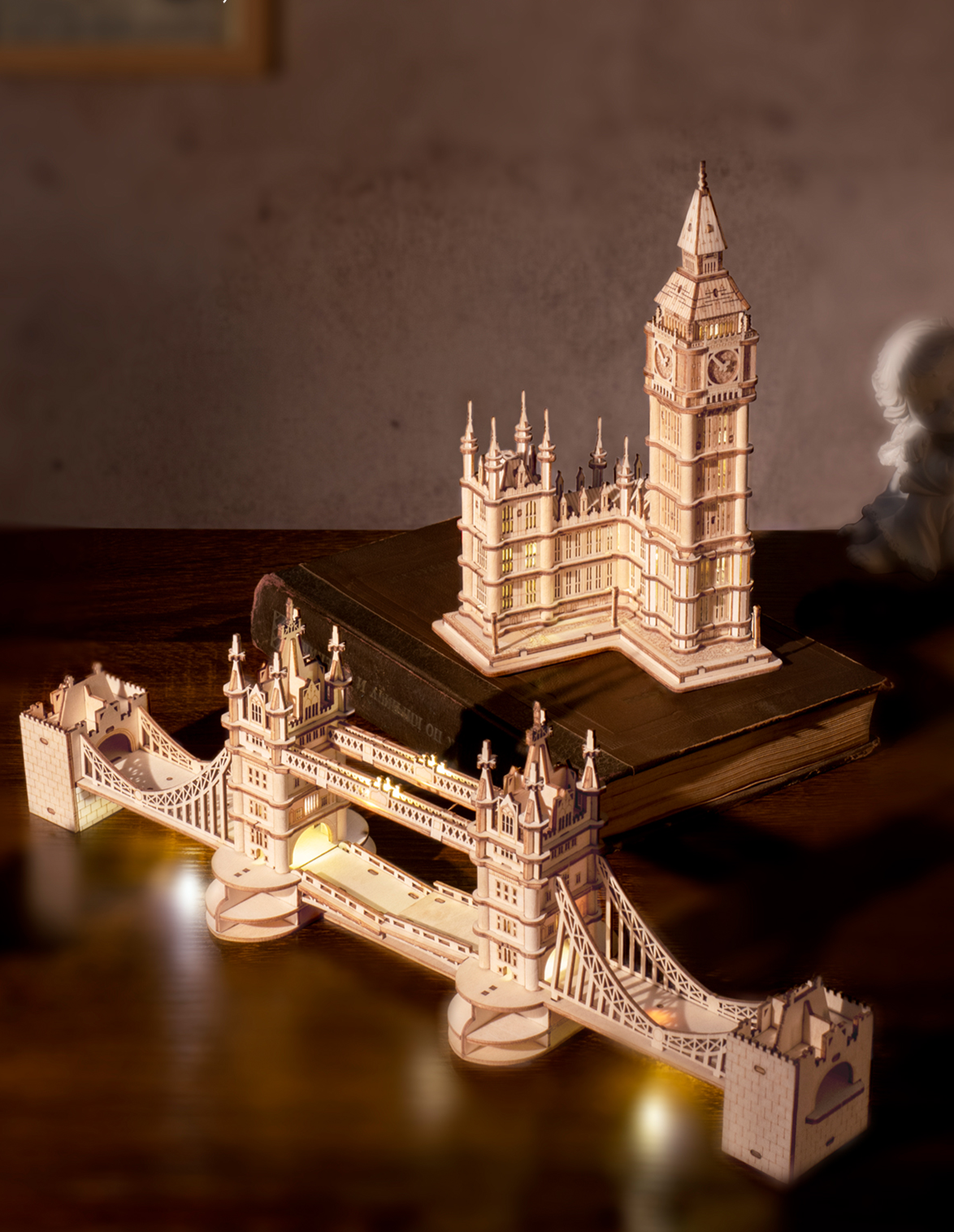 3D Wooden Puzzle - Tower Bridge and Big Ben