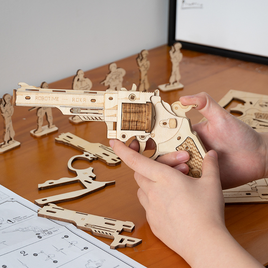 3D Wooden Puzzle - Rubber Band Revolver Building Kit